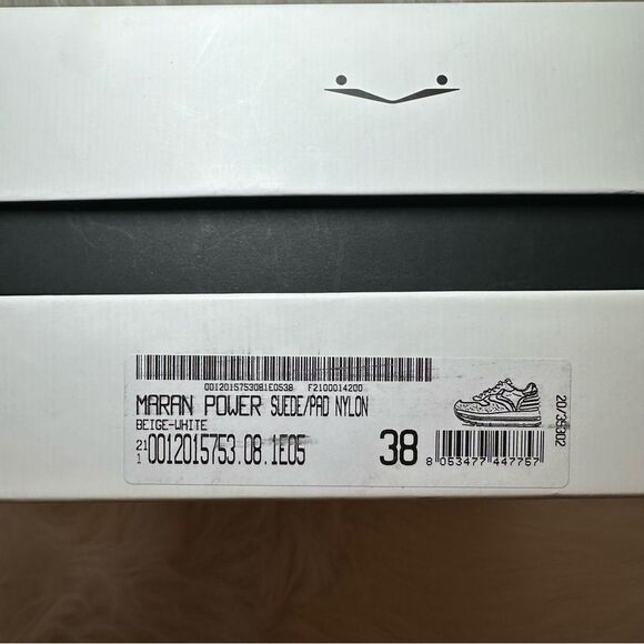 Voile Blanche Sneakers - Picture 9 of 13